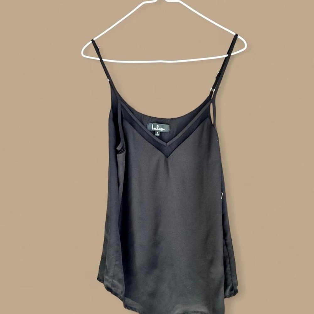 Lulus Black Mesh V-Neck Cami Top 90s Minimalist Small NWT